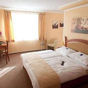 3* Hotel Aristo